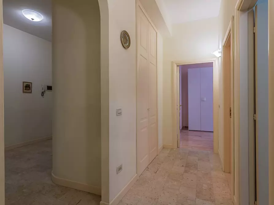 Immagine 7 di Appartamento in vendita  in Via Commandino a Pesaro