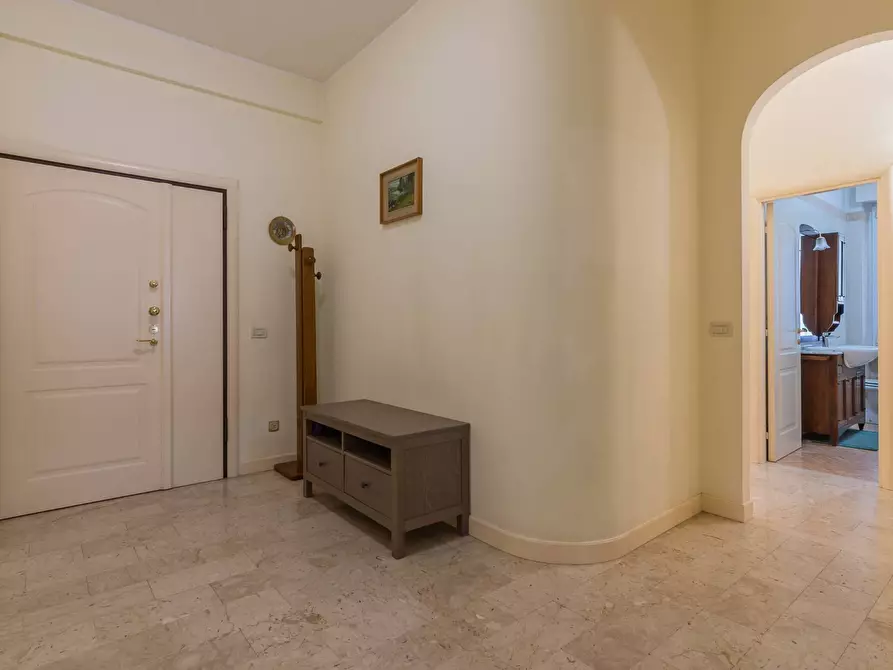 Immagine 3 di Appartamento in vendita  in Via Commandino a Pesaro