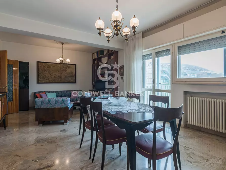 Immagine 6 di Appartamento in vendita  in Via Mille a Riccione