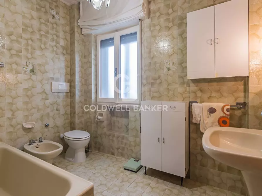 Immagine 29 di Appartamento in vendita  in Via Mille a Riccione