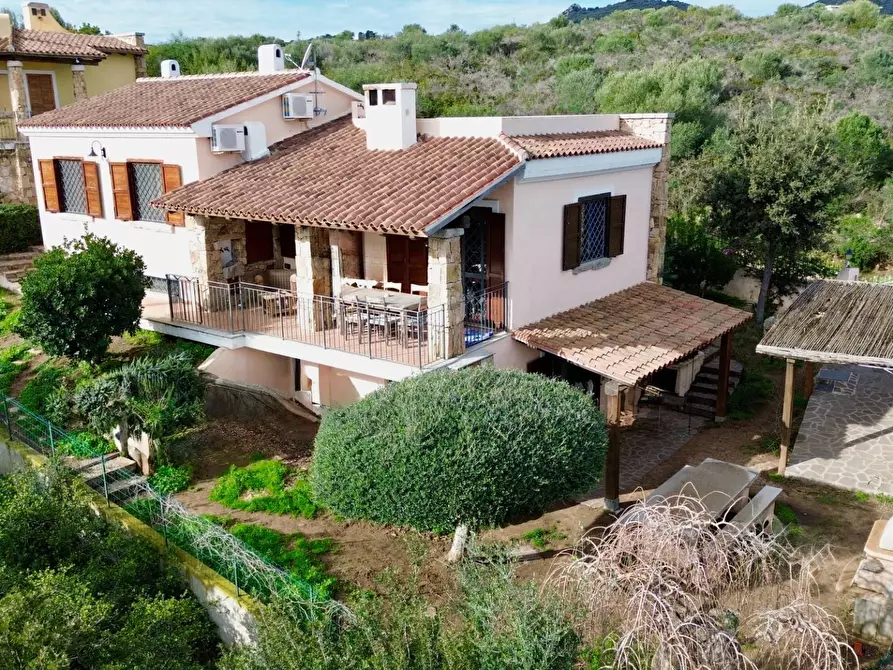 Immagine 6 di Villa in vendita  in VIA DEL GIGLIO a Olbia