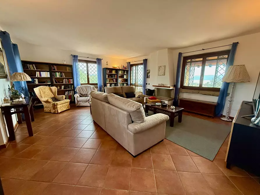 Immagine 10 di Villa in vendita  in VIA DEL GIGLIO a Olbia