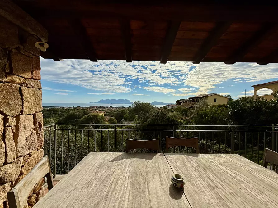 Immagine 11 di Villa in vendita  in VIA DEL GIGLIO a Olbia