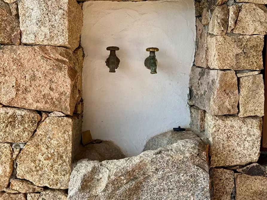 Immagine 14 di Villa in vendita  in VIA DEL GIGLIO a Olbia