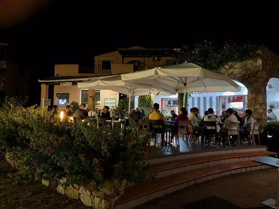 Immagine 2 di Bar / Ristorante in affitto  in Baja Sardinia - Via dei Pini a Arzachena