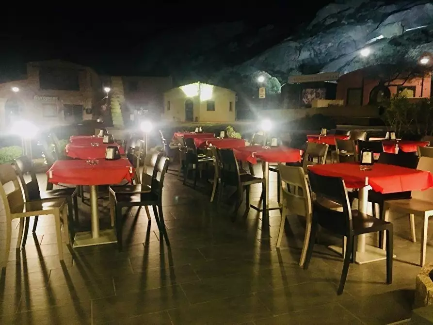 Immagine 8 di Bar / Ristorante in affitto  in Baja Sardinia - Via dei Pini a Arzachena