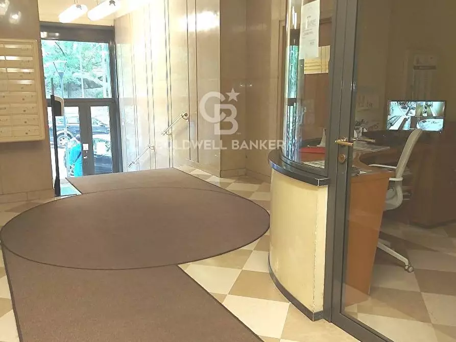 Immagine 4 di Appartamento in vendita  in Via Vittorio Veneto a Milano