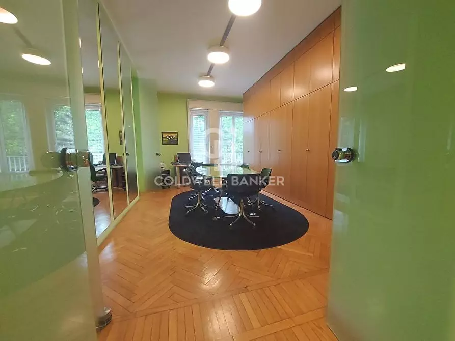 Immagine 6 di Appartamento in vendita  in Via Vittorio Veneto a Milano