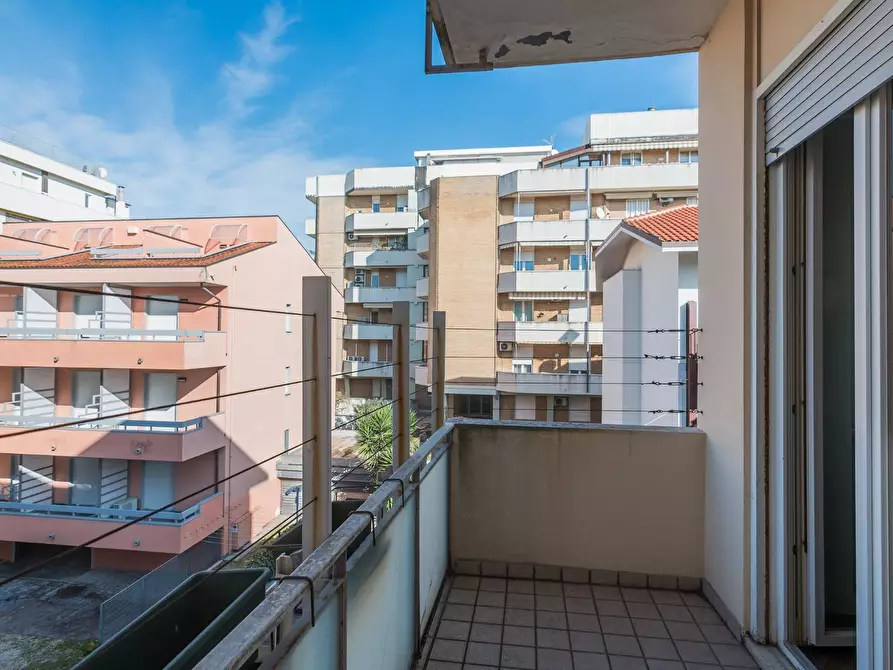 Immagine 28 di Appartamento in vendita  in Via Pisacane a Cattolica