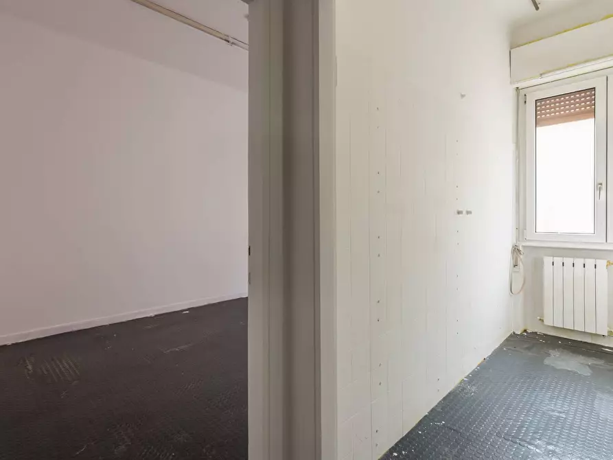 Immagine 9 di Appartamento in vendita  in Via Bovio a Cattolica