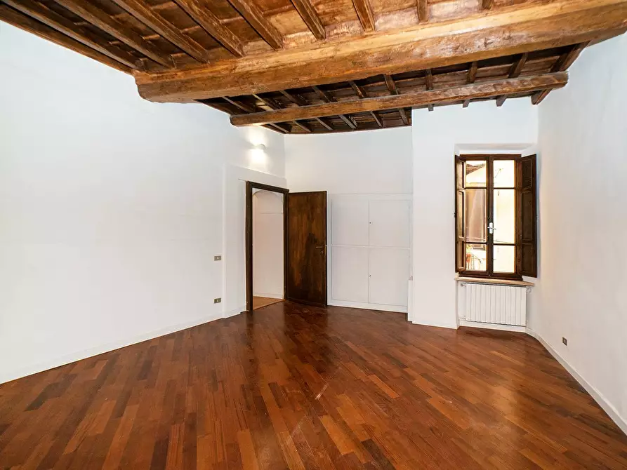 Immagine 23 di Appartamento in vendita  in Via Dei Leutari a Roma