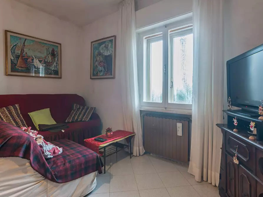 Immagine 14 di Appartamento in vendita  in Via Caprera a Riccione