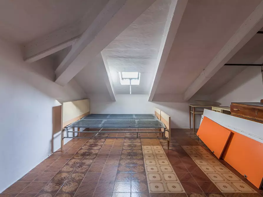 Immagine 18 di Appartamento in vendita  in Via Caprera a Riccione