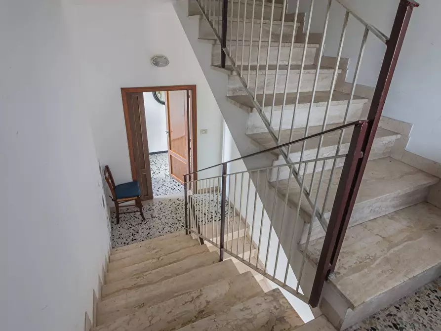 Immagine 14 di Appartamento in vendita  in Via Caprera a Riccione