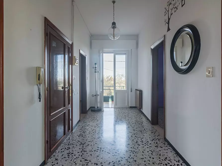 Immagine 3 di Appartamento in vendita  in Via Caprera a Riccione