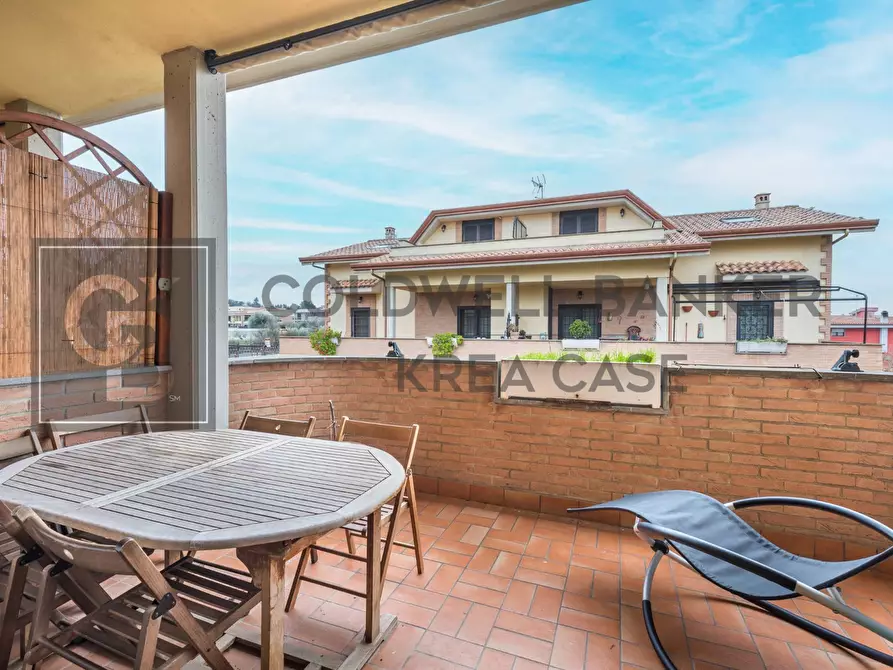 Immagine 1 di Appartamento in vendita  in Via del Sassone a Marino