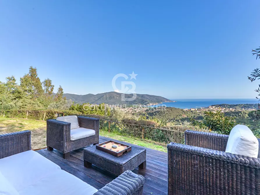 Immagine 3 di Appartamento in vendita  in Via di San Piero a Campo Nell'elba