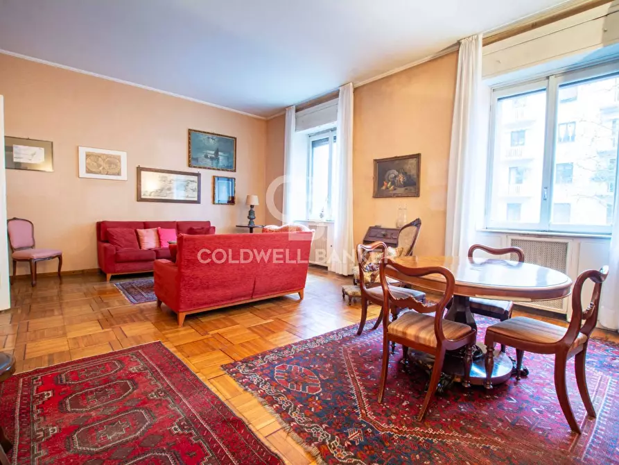 Immagine 1 di Appartamento in vendita  in Viale Piave a Milano