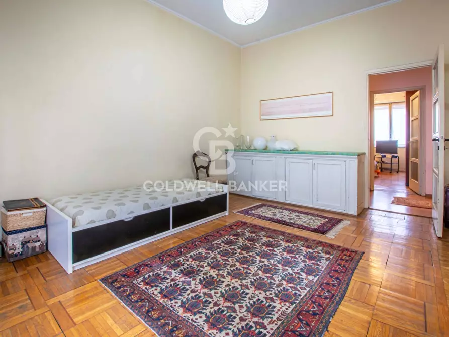 Immagine 10 di Appartamento in vendita  in Viale Piave a Milano