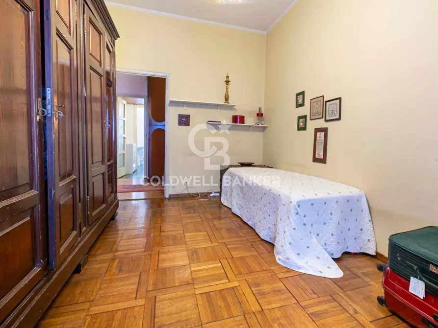 Immagine 11 di Appartamento in vendita  in Viale Piave a Milano