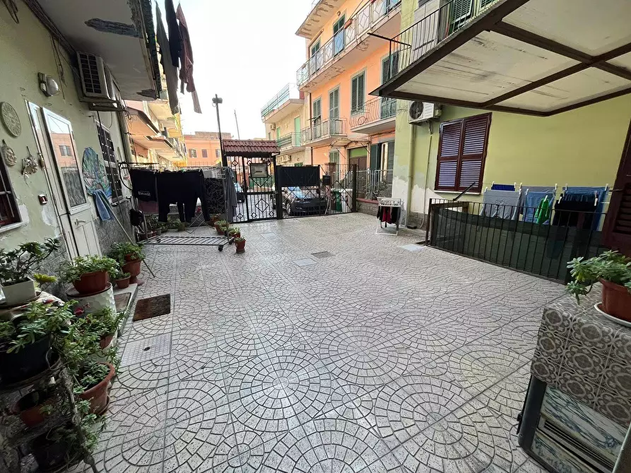 Immagine 3 di Appartamento in vendita  in Via Principe Di Napoli a Napoli