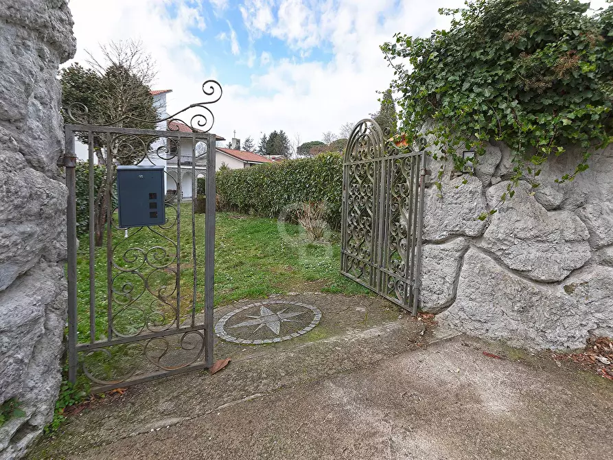 Immagine 3 di Villa in vendita  in Piazza Vascella a Ronciglione