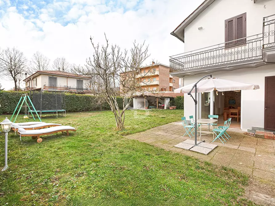 Immagine 5 di Villa in vendita  in Piazza Vascella a Ronciglione