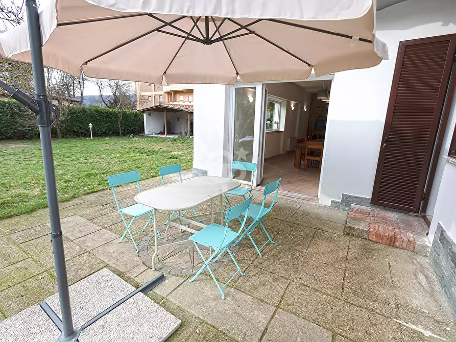 Immagine 8 di Villa in vendita  in Piazza Vascella a Ronciglione