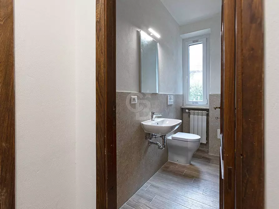 Immagine 28 di Villa in vendita  in Piazza Vascella a Ronciglione