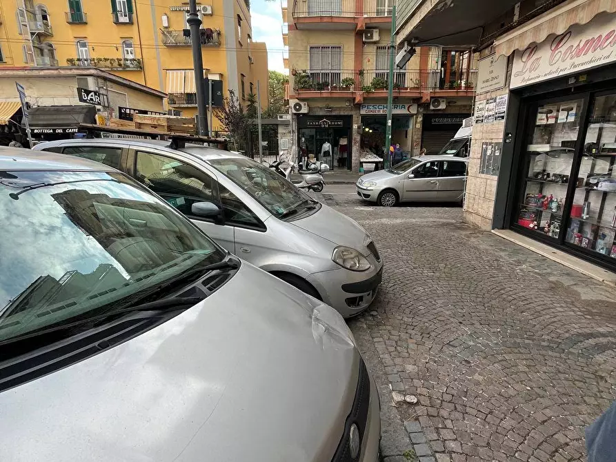 Immagine 5 di Negozio in affitto  in VIA MARIO ZINNO a San Giorgio A Cremano
