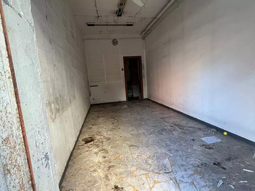 Immagine 3 di Negozio in affitto  in VIA MARIO ZINNO a San Giorgio A Cremano