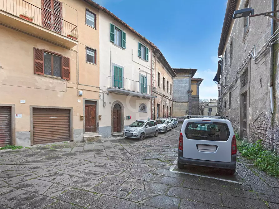 Immagine 18 di Appartamento in vendita  in Largo Vittorio Colonna a Viterbo