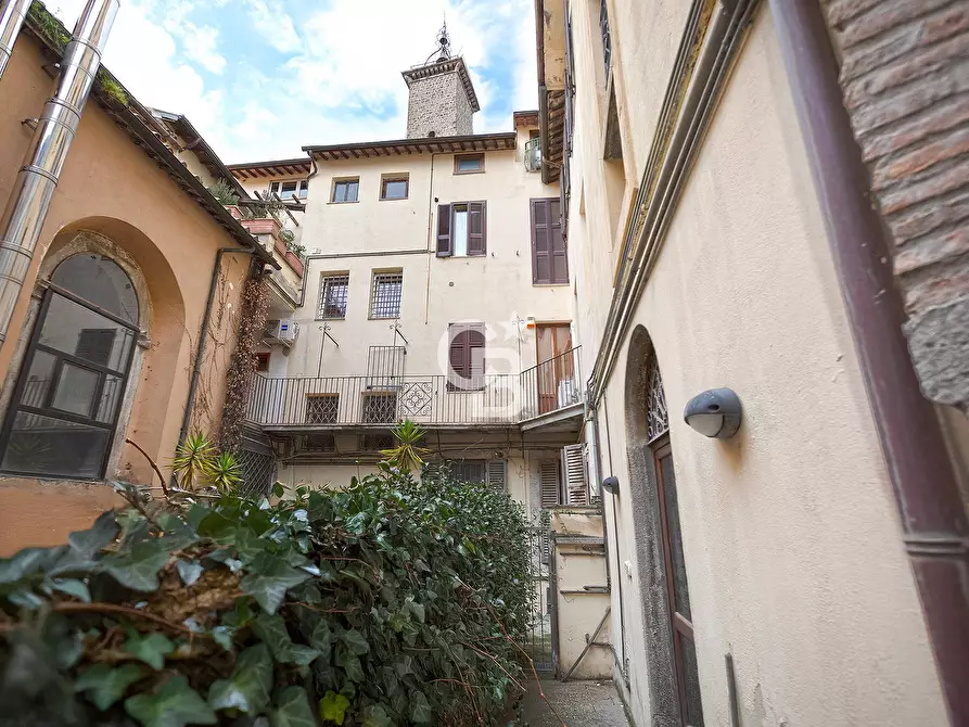 Immagine 22 di Appartamento in vendita  in Via Aurelio Saffi a Viterbo