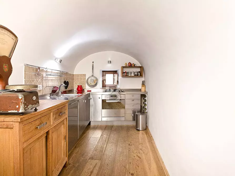 Immagine 10 di Appartamento in vendita  in Via Aurelio Saffi a Viterbo