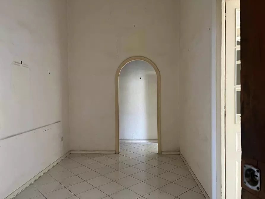 Immagine 5 di Appartamento in vendita  in Viale Margherita a Napoli