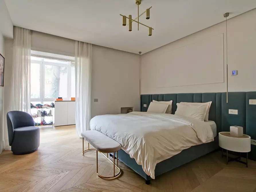 Immagine 20 di Appartamento in vendita  in Via Della Mendola a Roma