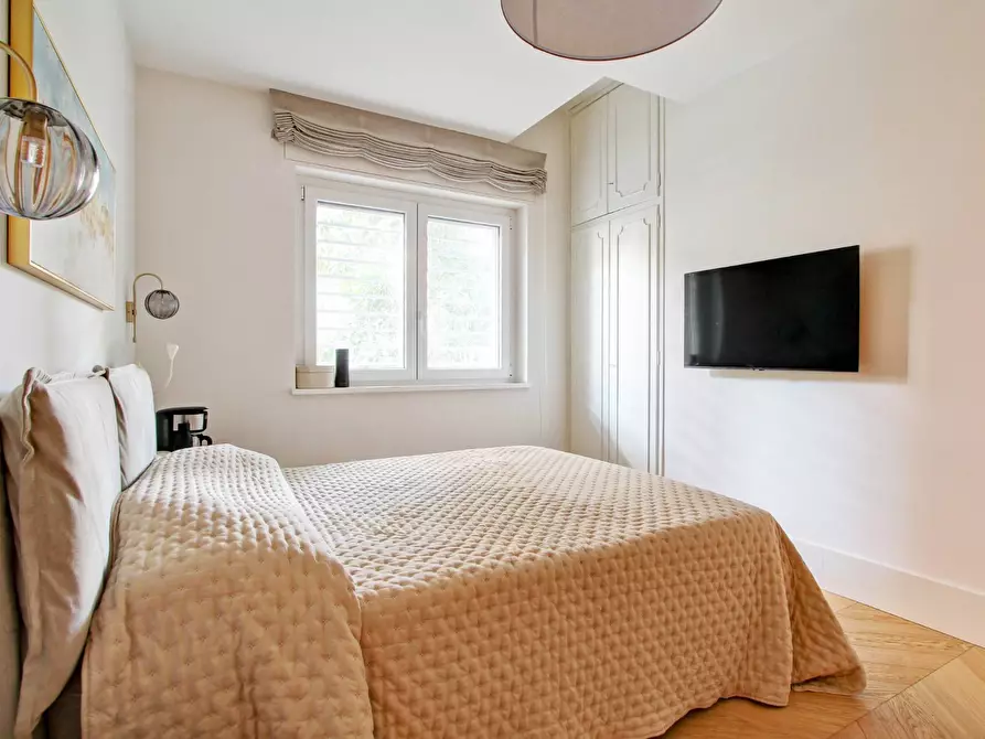 Immagine 25 di Appartamento in vendita  in Via Della Mendola a Roma