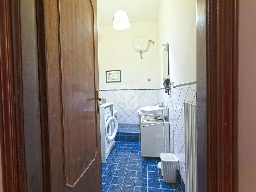 Immagine 12 di Appartamento in vendita  in Via delle Fabbriche a Viterbo