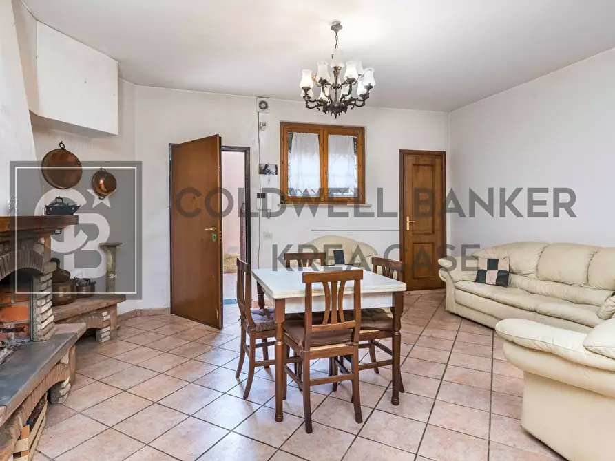 Immagine 28 di Appartamento in vendita  in Via Leonardo Sciascia a Ciampino