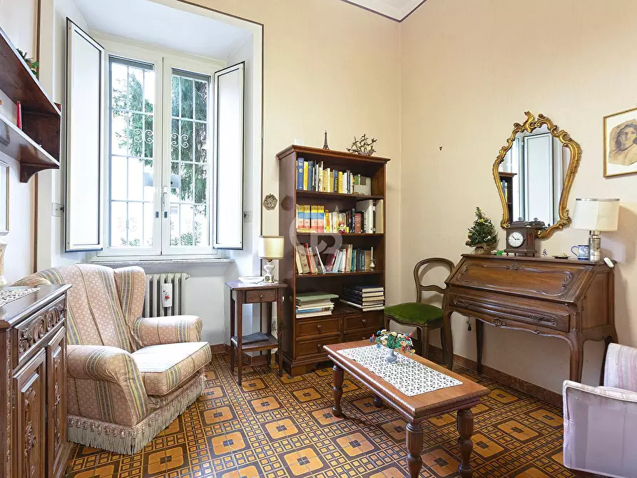 Immagine 9 di Villa in vendita  in Via Lorenzo da Viterbo a Viterbo