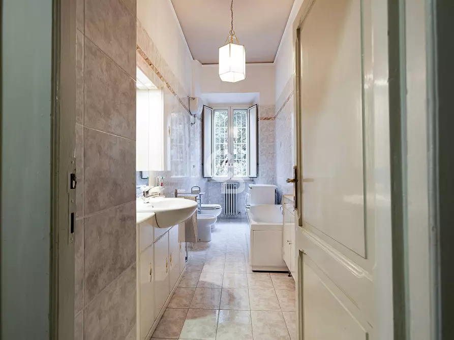 Immagine 17 di Villa in vendita  in Via Lorenzo da Viterbo a Viterbo