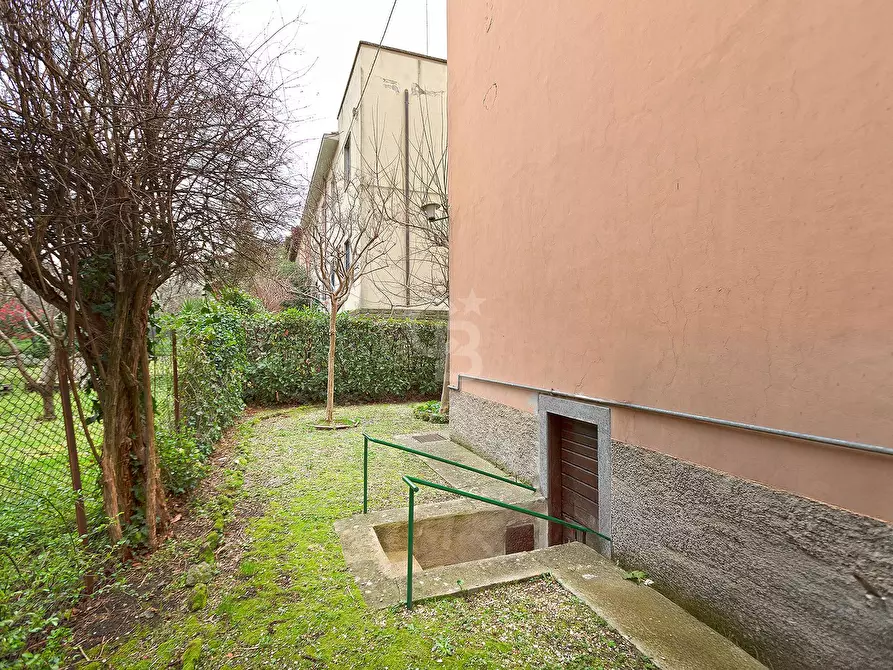 Immagine 28 di Villa in vendita  in Via Lorenzo da Viterbo a Viterbo