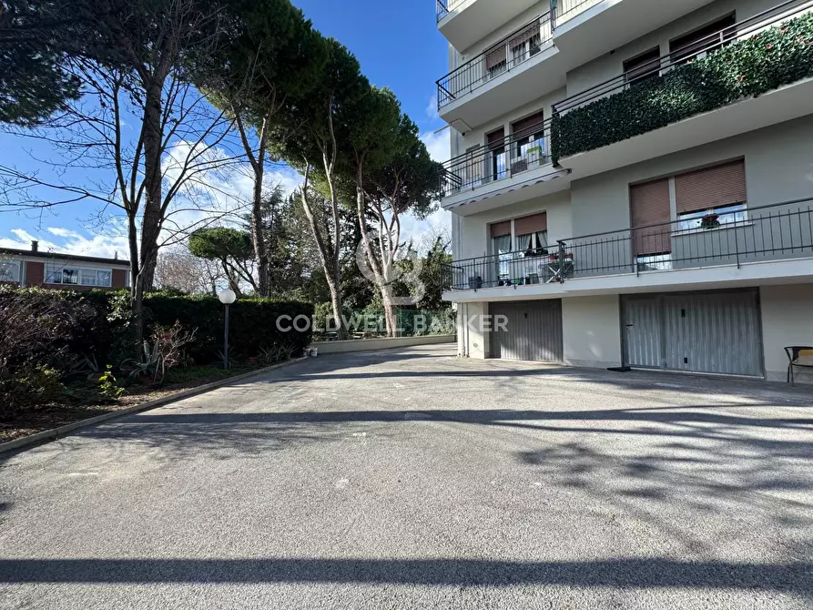 Immagine 8 di Attico in vendita  in Viale Romagna a Riccione