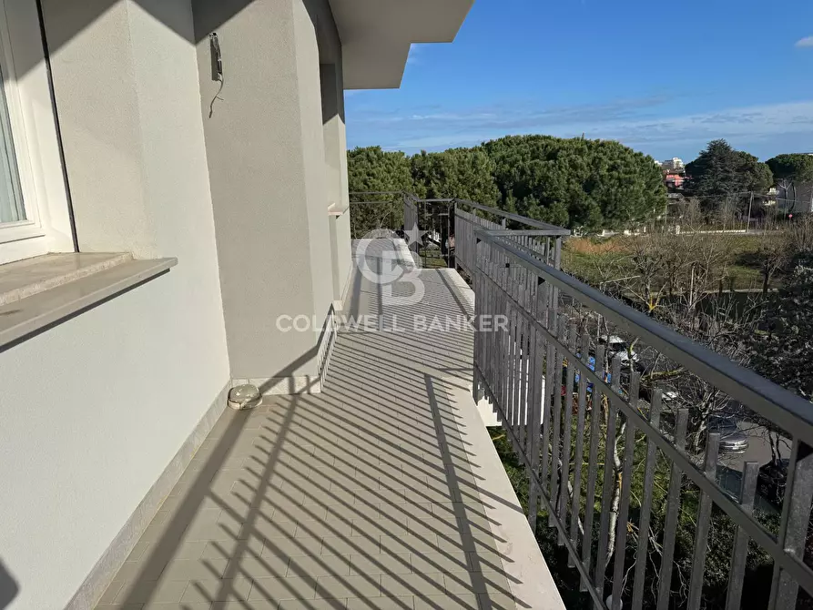 Immagine 2 di Attico in vendita  in Viale Romagna a Riccione