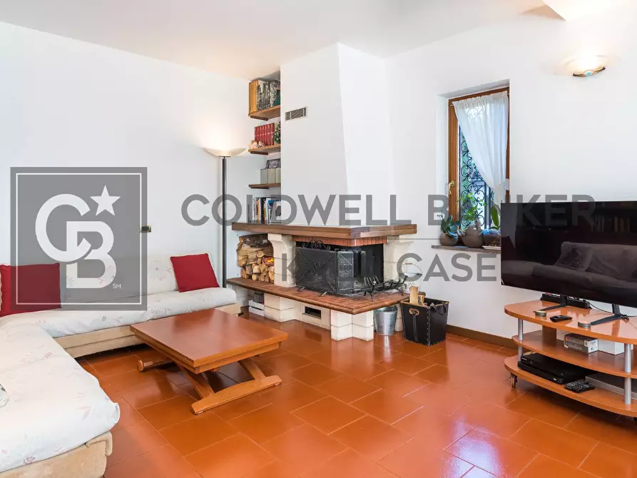 Immagine 10 di Villa in vendita  in Via Caprera a Ciampino