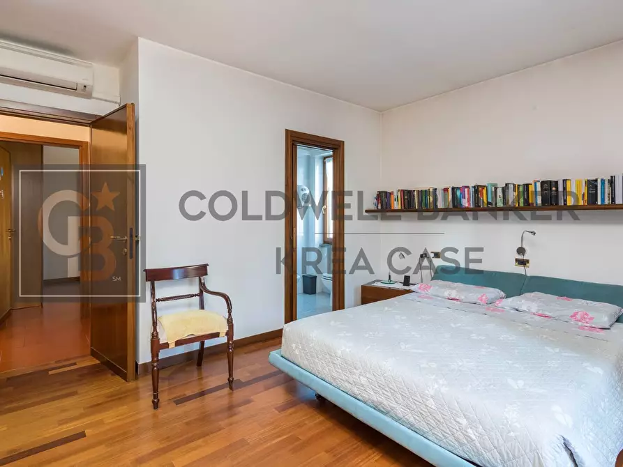 Immagine 15 di Villa in vendita  in Via Caprera a Ciampino