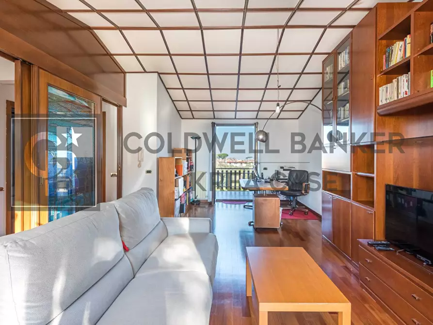 Immagine 23 di Villa in vendita  in Via Caprera a Ciampino