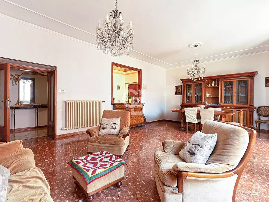 Immagine 3 di Appartamento in vendita  in Via Piave a Viterbo