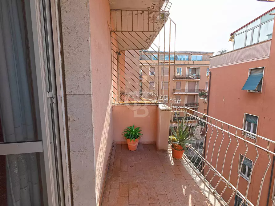 Immagine 5 di Appartamento in vendita  in Via Piave a Viterbo