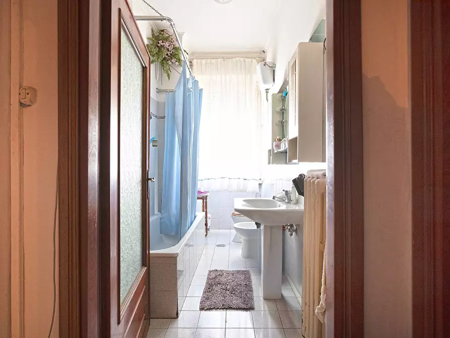 Immagine 13 di Appartamento in vendita  in Via Piave a Viterbo